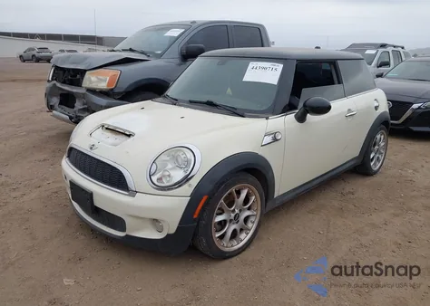 2010 Mini Cooper S z USA, uszkodzony, nr VIN WMWMF7C56ATW89409
